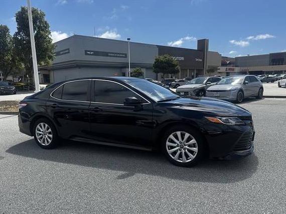 TOYOTA CAMRY 2019 4T1B11HK2KU781497 image