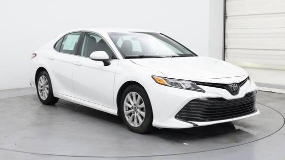 TOYOTA CAMRY 2019 4T1B11HK6KU725160 image