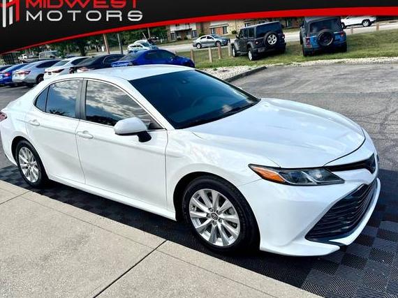 TOYOTA CAMRY 2019 4T1B11HK2KU771925 image TOYOTA CAMRY 2019 4T1B11HK2KU771925 image