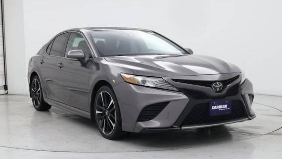 TOYOTA CAMRY 2019 4T1B61HK4KU167262 image