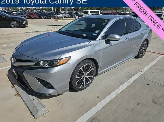 TOYOTA CAMRY 2019 4T1B11HK4KU208701 image