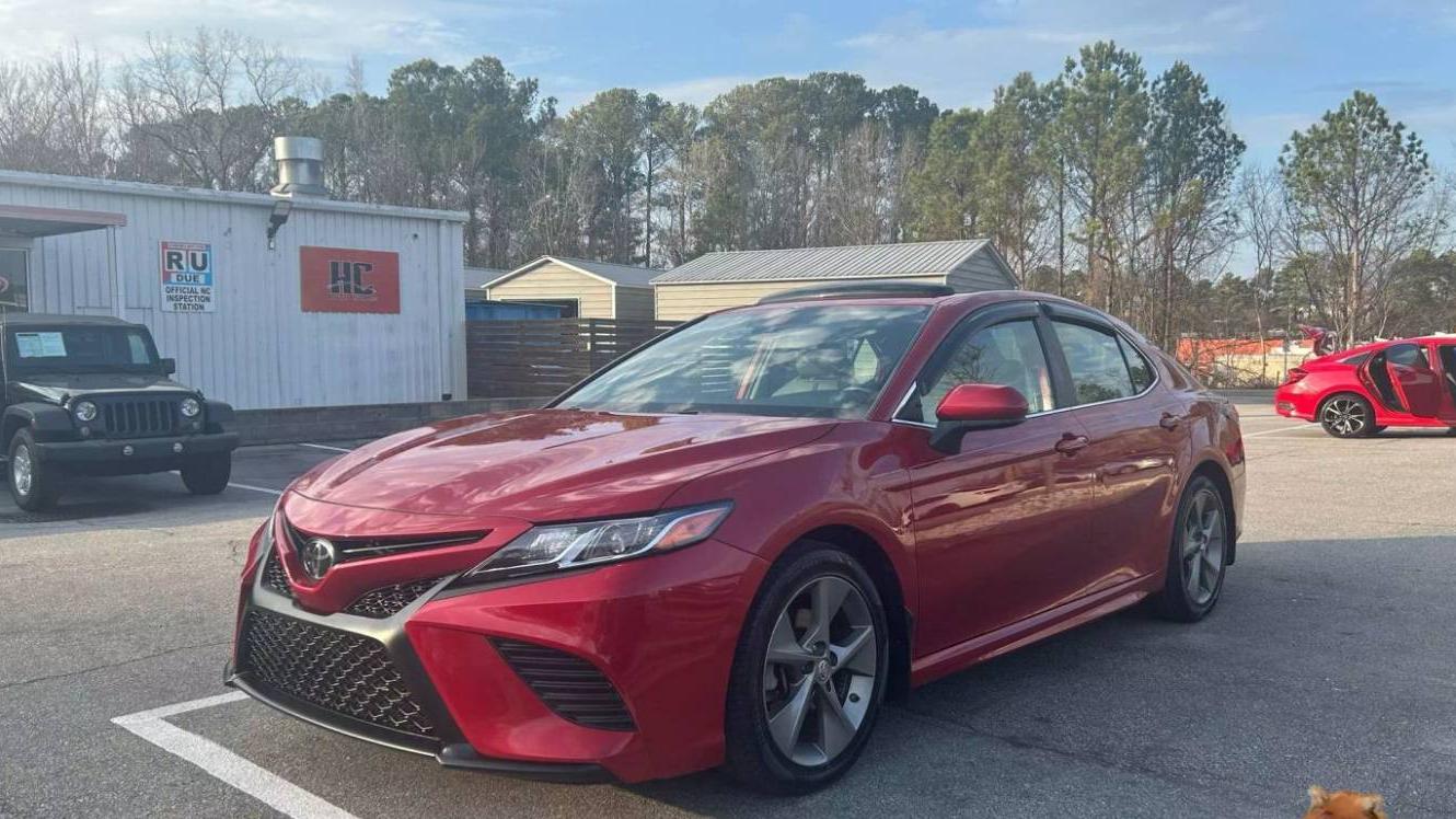 TOYOTA CAMRY 2019 4T1B11HK4KU169379 image