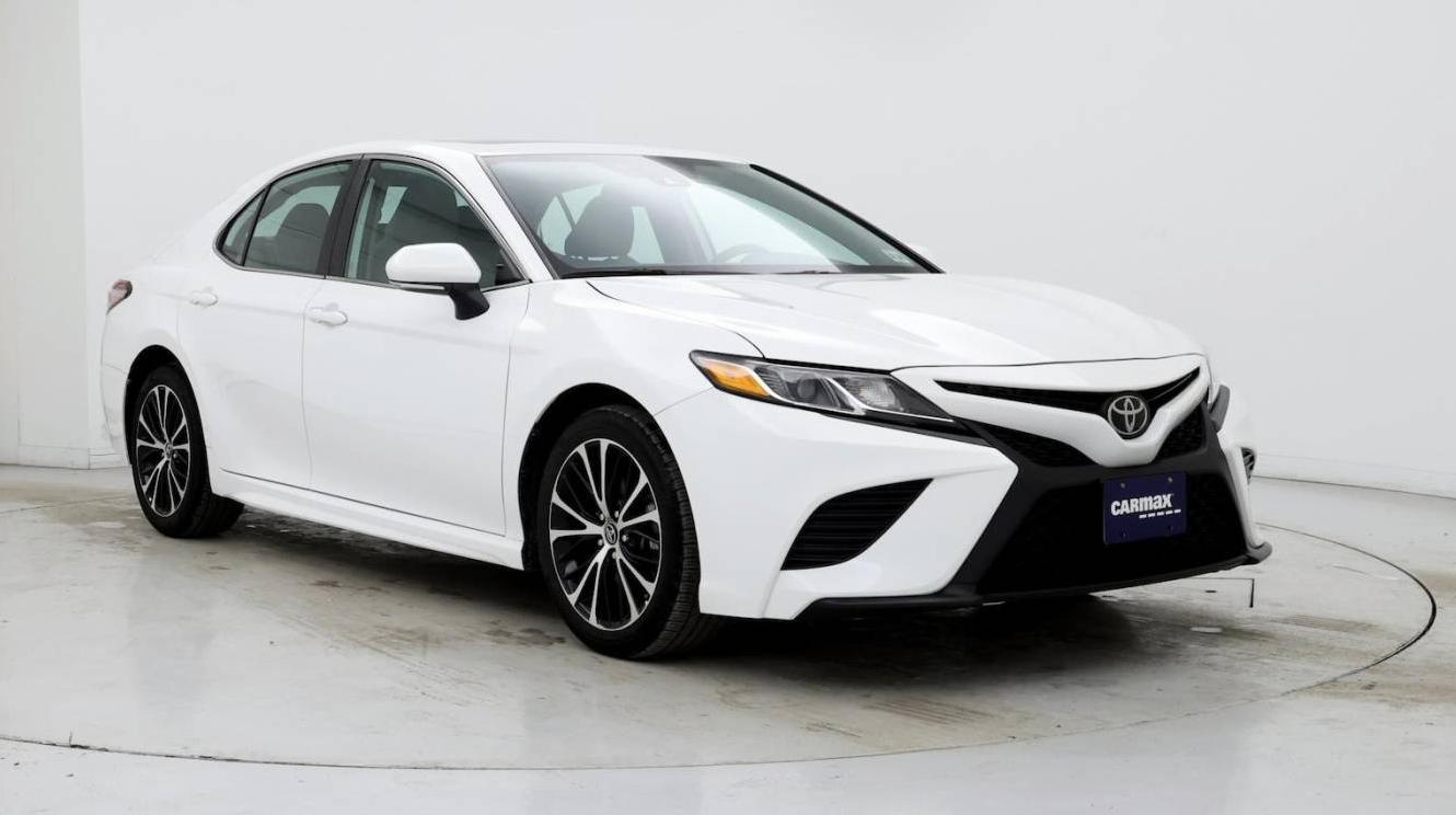 TOYOTA CAMRY 2019 4T1B11HK9KU855594 image