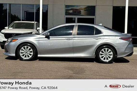 TOYOTA CAMRY 2019 4T1B11HKXKU738641 image