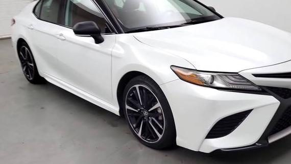 TOYOTA CAMRY 2019 4T1B61HK7KU191006 image