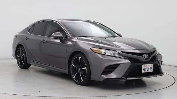 TOYOTA CAMRY 2019 4T1B61HK0KU731540 image
