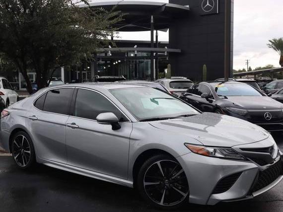 TOYOTA CAMRY 2019 4T1B61HK6KU842125 image