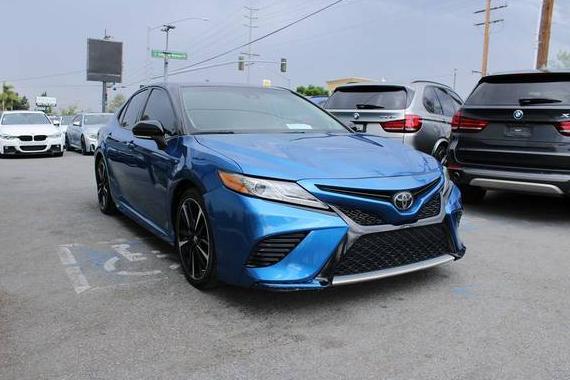 TOYOTA CAMRY 2019 4T1B61HK4KU280449 image