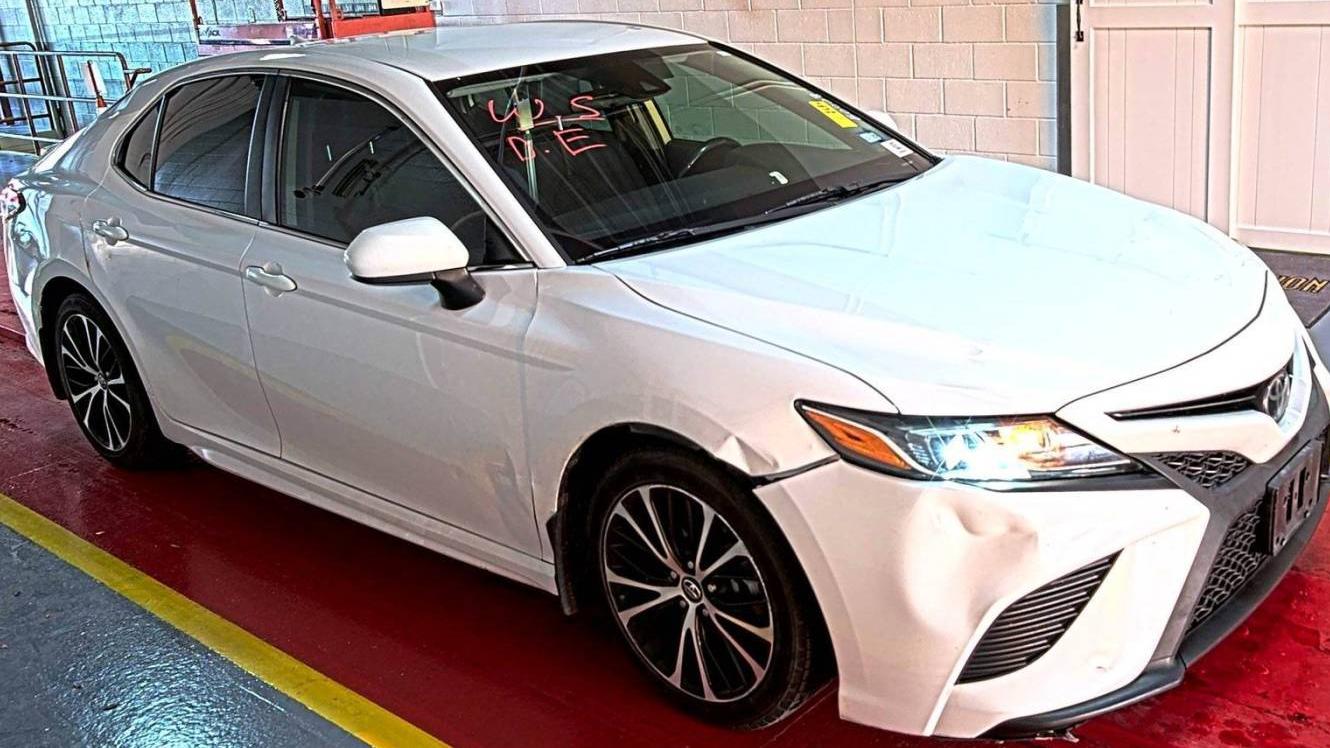 TOYOTA CAMRY 2019 4T1B11HK9KU218463 image