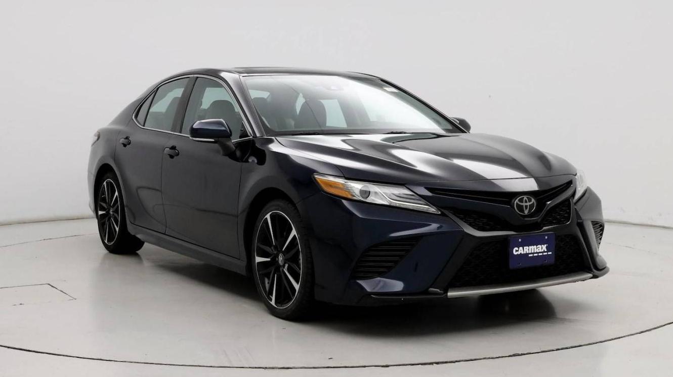 TOYOTA CAMRY 2019 4T1B61HKXKU282058 image