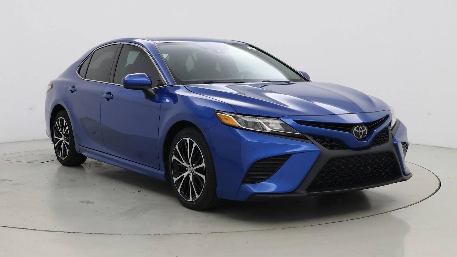 TOYOTA CAMRY 2019 4T1B11HK5KU243666 image