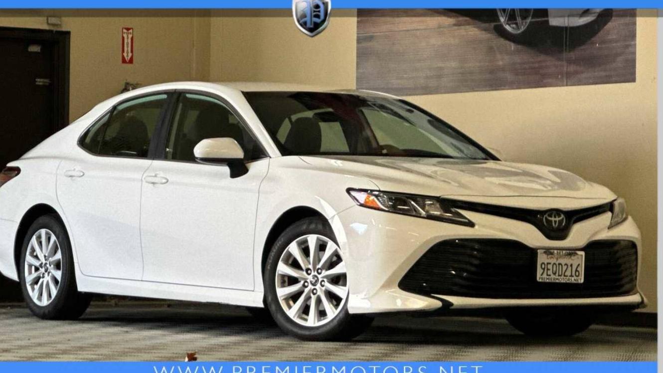 TOYOTA CAMRY 2019 4T1B11HK9KU269722 image