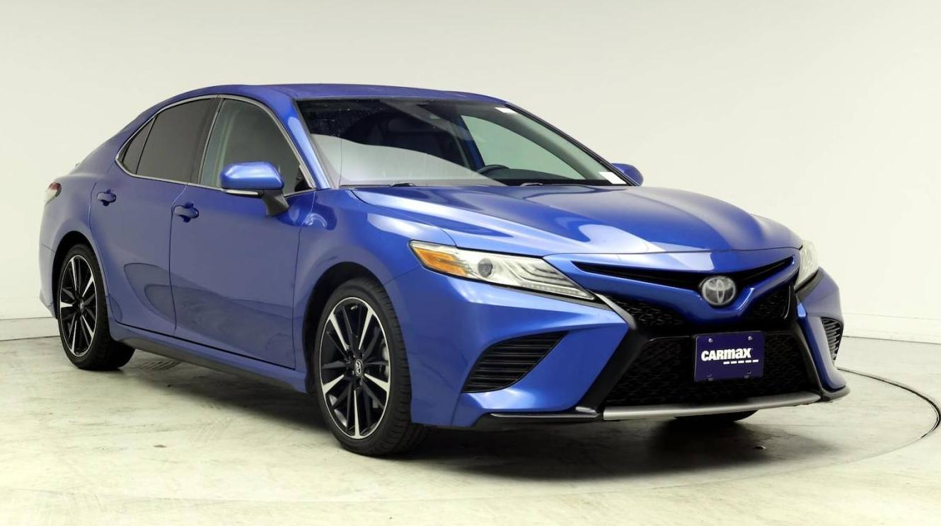 TOYOTA CAMRY 2019 4T1B61HKXKU219817 image