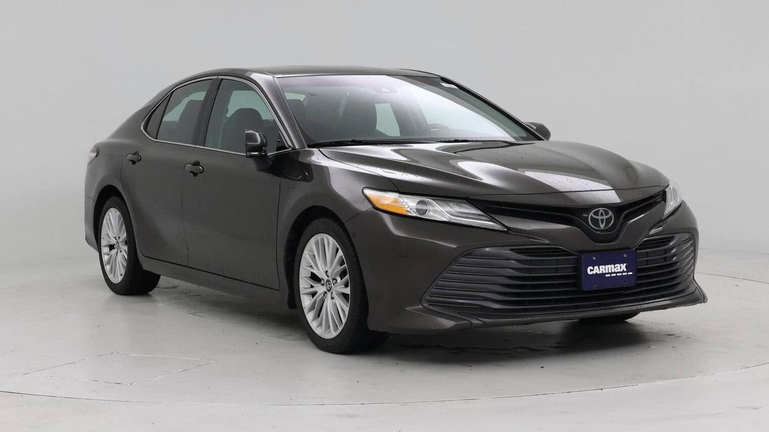 TOYOTA CAMRY 2019 4T1B11HK3KU258151 image