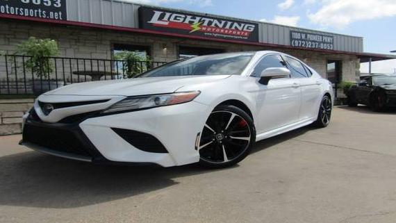 TOYOTA CAMRY 2019 4T1B61HK1KU830903 image
