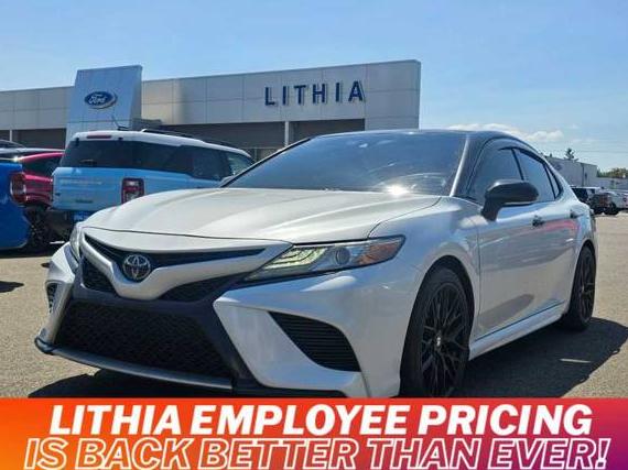 TOYOTA CAMRY 2019 4T1B61HK1KU223562 image