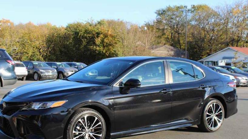 TOYOTA CAMRY 2019 4T1B11HK3KU856398 image