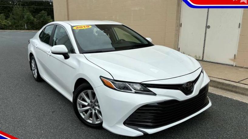 TOYOTA CAMRY 2019 4T1B11HK7KU189500 image