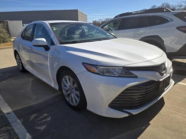 TOYOTA CAMRY 2019 4T1B11HK8KU687107 image