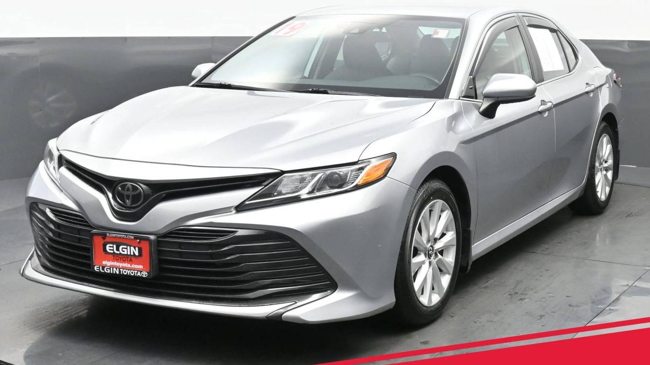 TOYOTA CAMRY 2019 4T1B11HK7KU704768 image