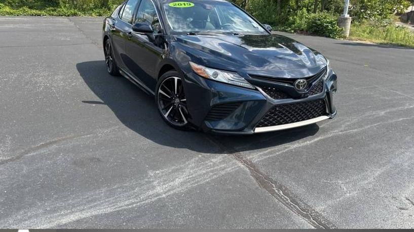 TOYOTA CAMRY 2019 4T1BZ1HKXKU028356 image