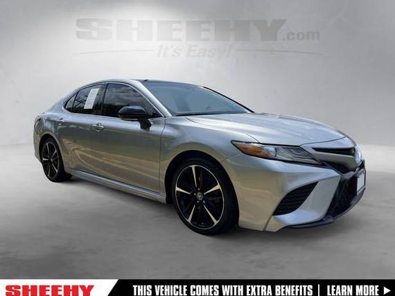 TOYOTA CAMRY 2019 4T1B61HK5KU825686 image
