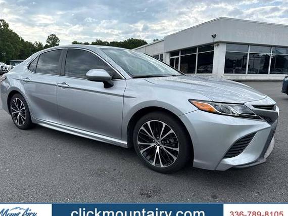 TOYOTA CAMRY 2019 4T1B11HK8KU722504 image
