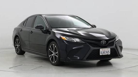 TOYOTA CAMRY 2019 4T1B11HK9KU743653 image