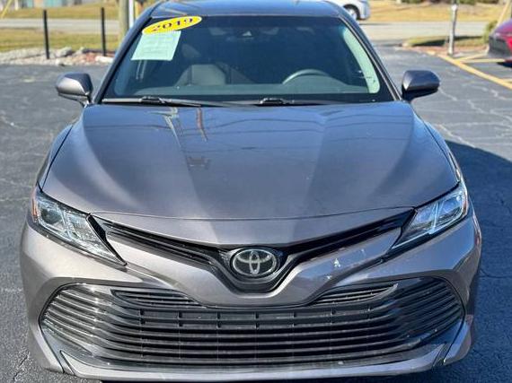 TOYOTA CAMRY 2019 4T1B11HK8KU814065 image