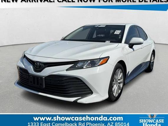 TOYOTA CAMRY 2019 4T1B11HK5KU230383 image