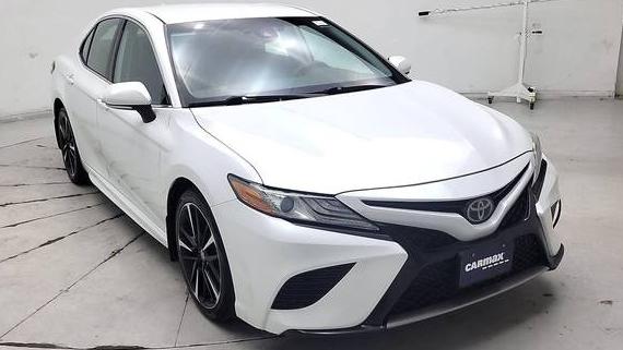 TOYOTA CAMRY 2019 4T1B61HK8KU738929 image