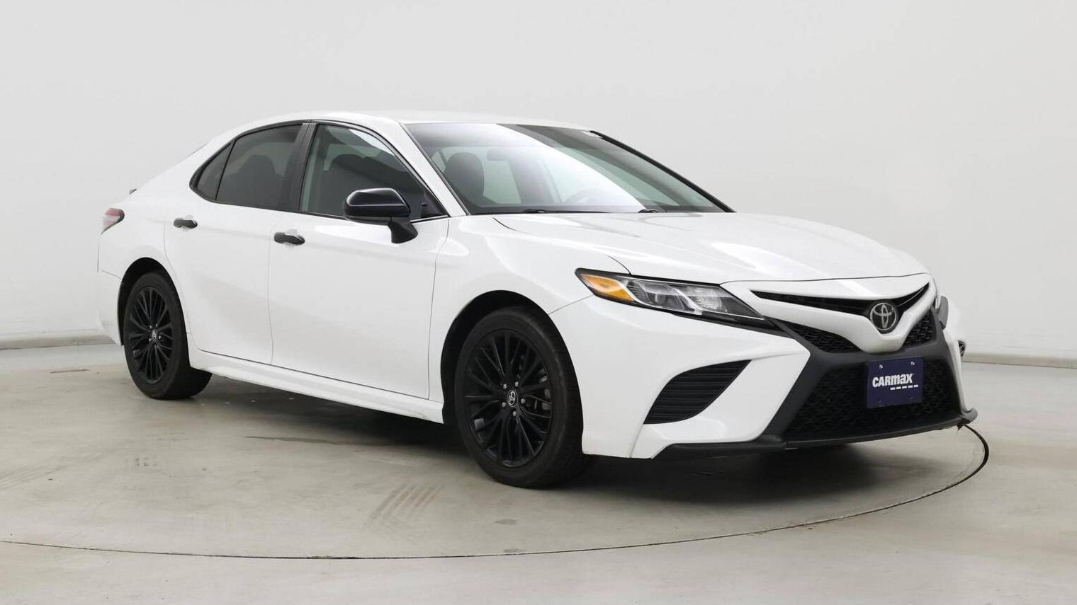 TOYOTA CAMRY 2019 4T1B11HK4KU232738 image