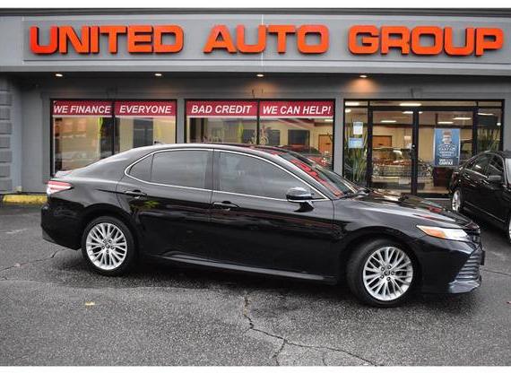 TOYOTA CAMRY 2019 4T1B11HK1KU703244 image