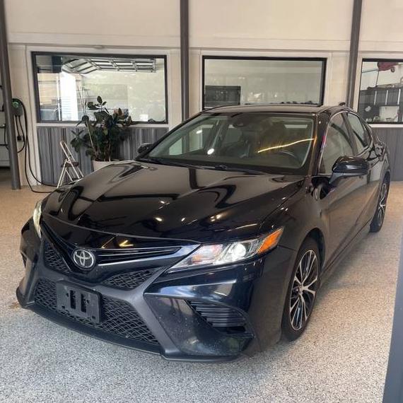 TOYOTA CAMRY 2019 4T1B11HK7KU712143 image