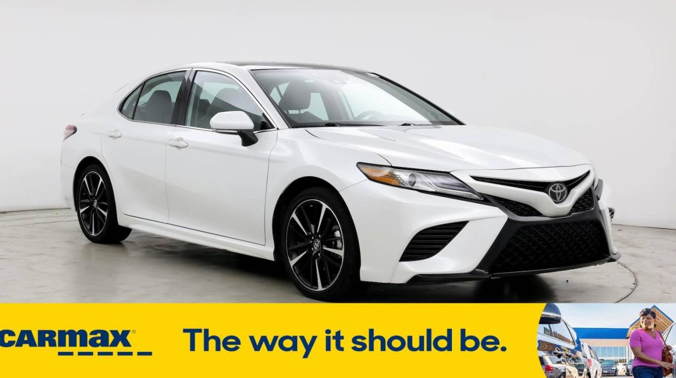 TOYOTA CAMRY 2019 4T1B61HKXKU295022 image