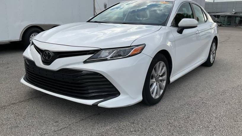 TOYOTA CAMRY 2019 4T1B11HK9KU704092 image