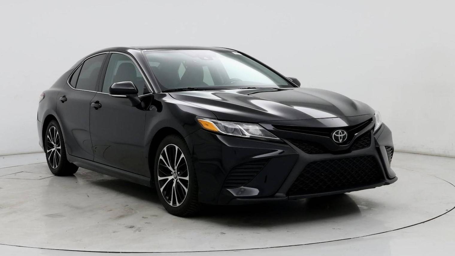 TOYOTA CAMRY 2019 4T1B11HK1KU814599 image