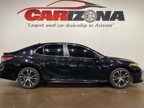 TOYOTA CAMRY 2019 4T1B11HK1KU218165 image