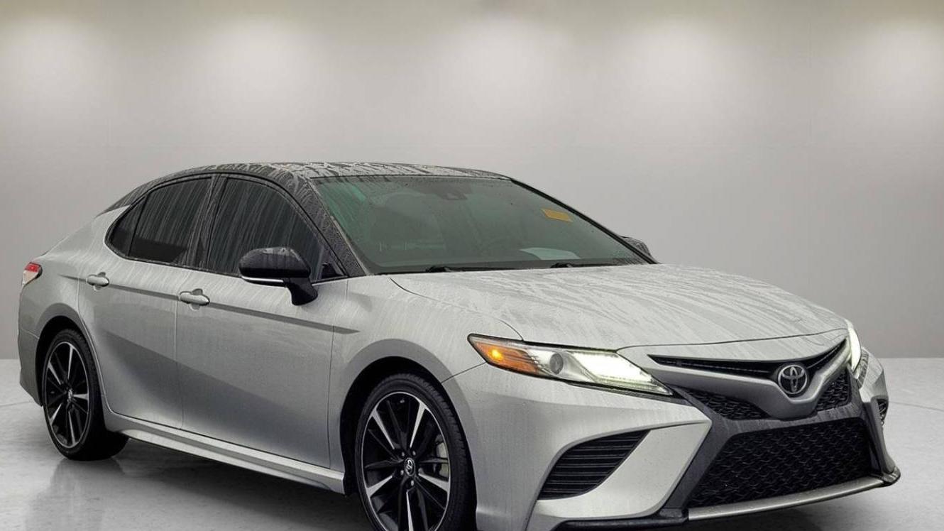 TOYOTA CAMRY 2019 4T1B61HK3KU212224 image