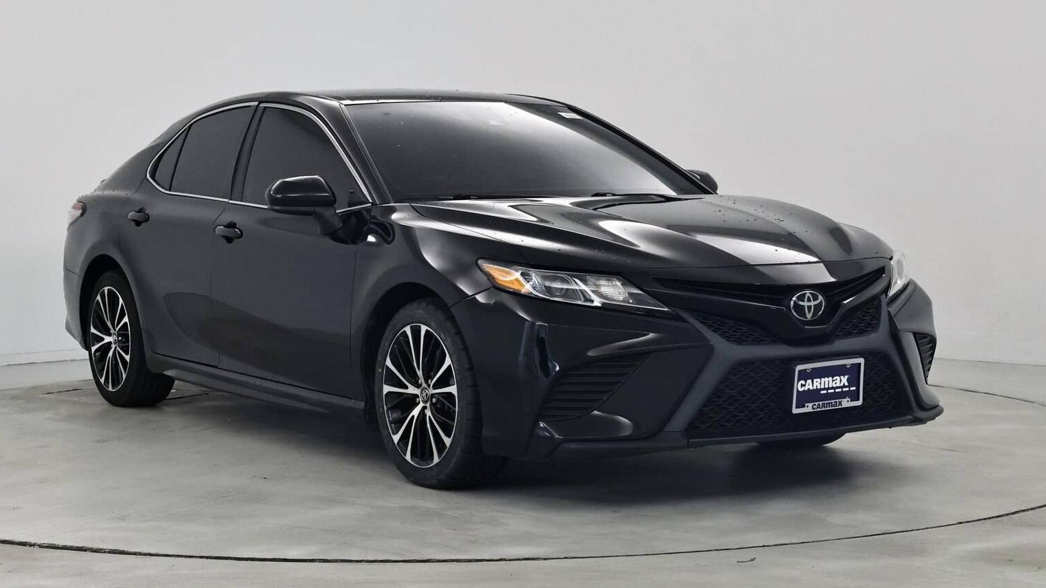 TOYOTA CAMRY 2019 4T1B11HK1KU166472 image