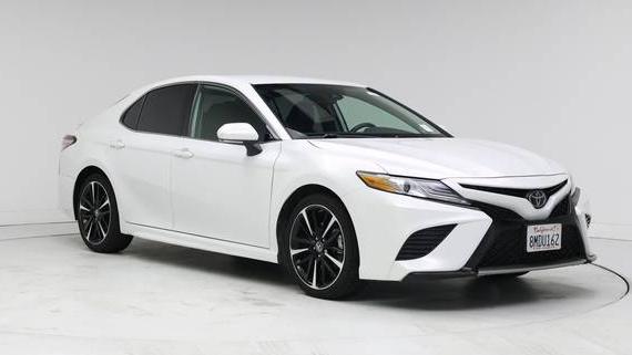 TOYOTA CAMRY 2019 4T1B61HK7KU832073 image