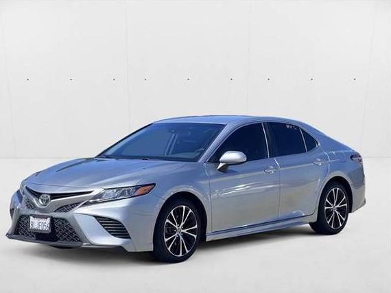 TOYOTA CAMRY 2019 4T1B11HK3KU276651 image