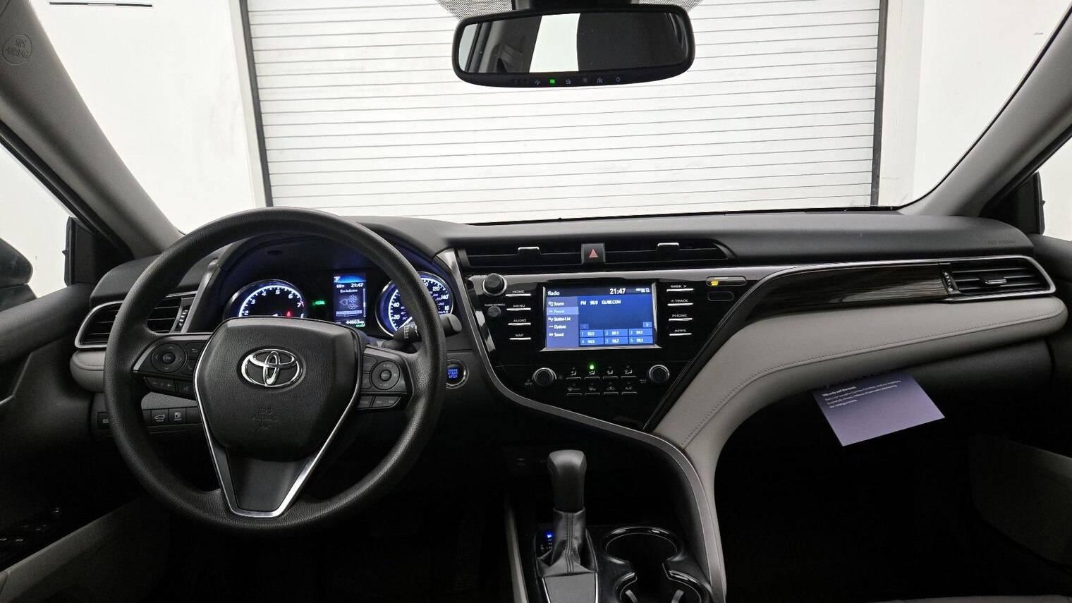 TOYOTA CAMRY 2019 4T1B11HK3KU188263 image