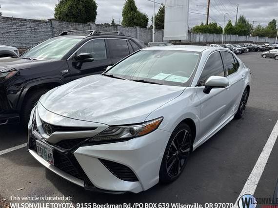 TOYOTA CAMRY 2019 4T1B61HK6KU732983 image