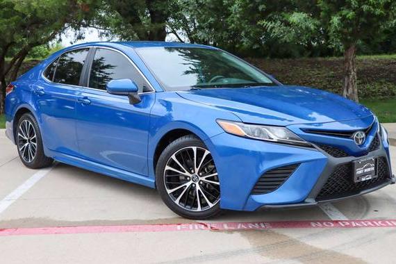 TOYOTA CAMRY 2019 4T1B11HK6KU170047 image