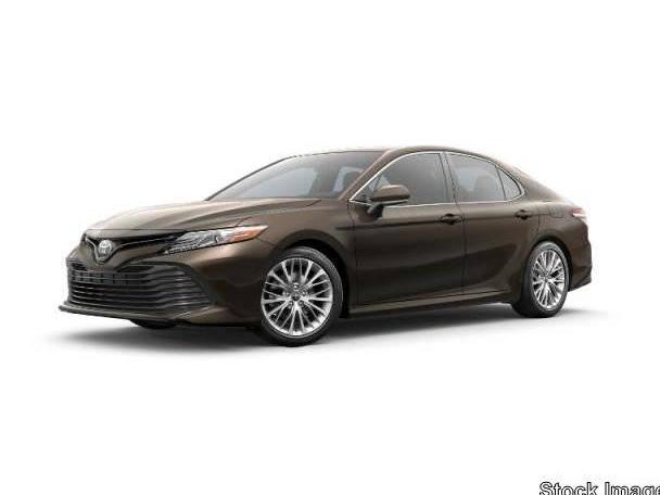 TOYOTA CAMRY 2019 4T1B11HK7KU299107 image