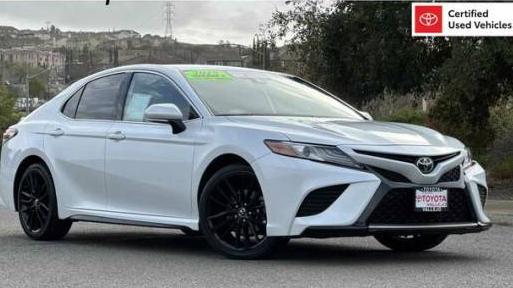 TOYOTA CAMRY 2019 4T1B61HK1KU723222 image