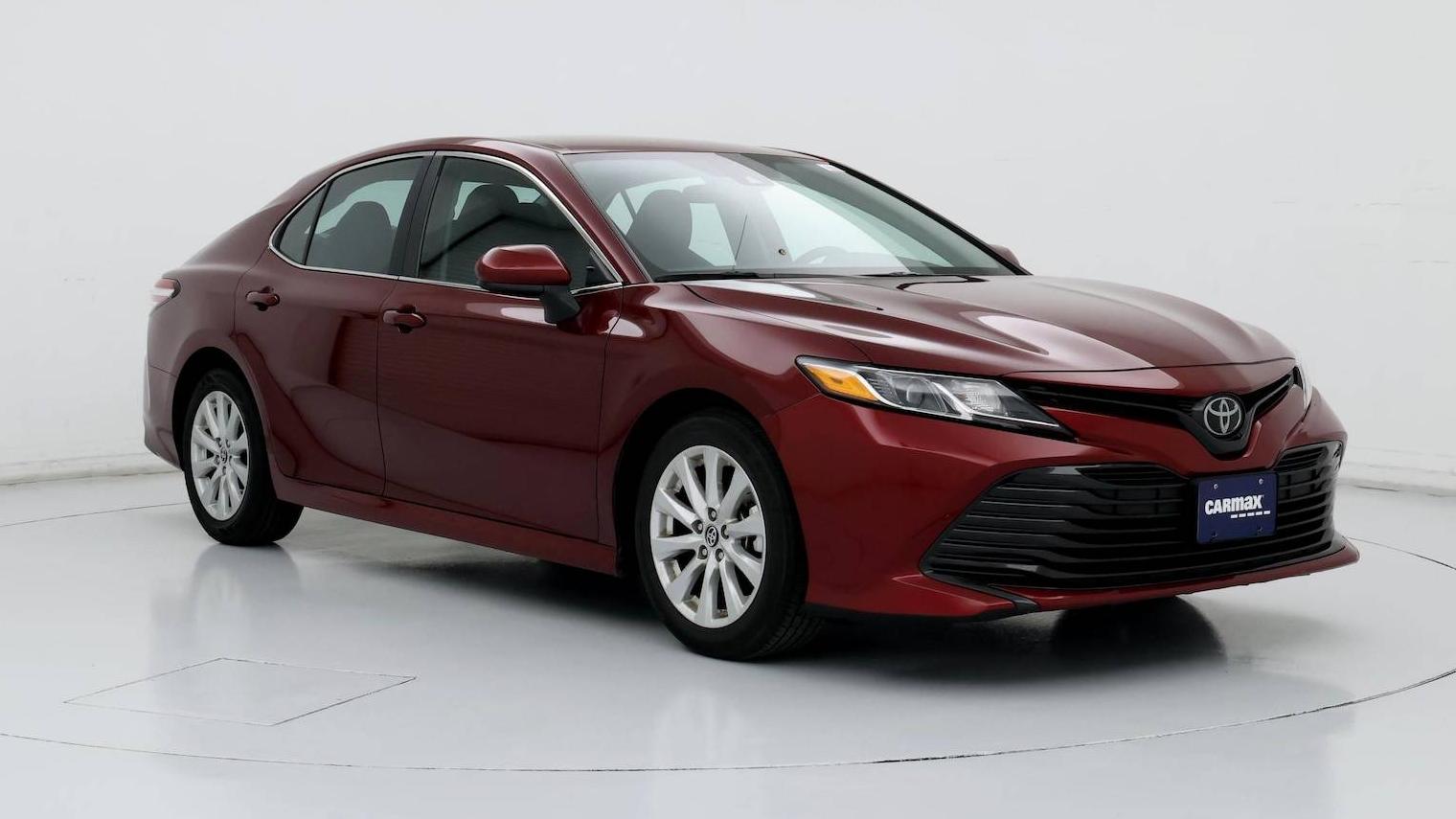 TOYOTA CAMRY 2019 4T1B11HK0KU763919 image