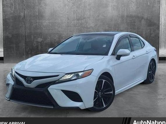 TOYOTA CAMRY 2019 4T1B61HK5KU753310 image