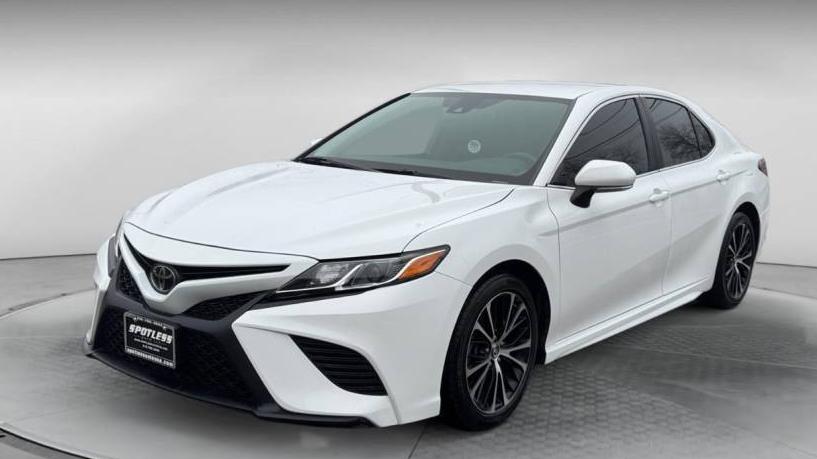 TOYOTA CAMRY 2019 4T1B11HK8KU697071 image